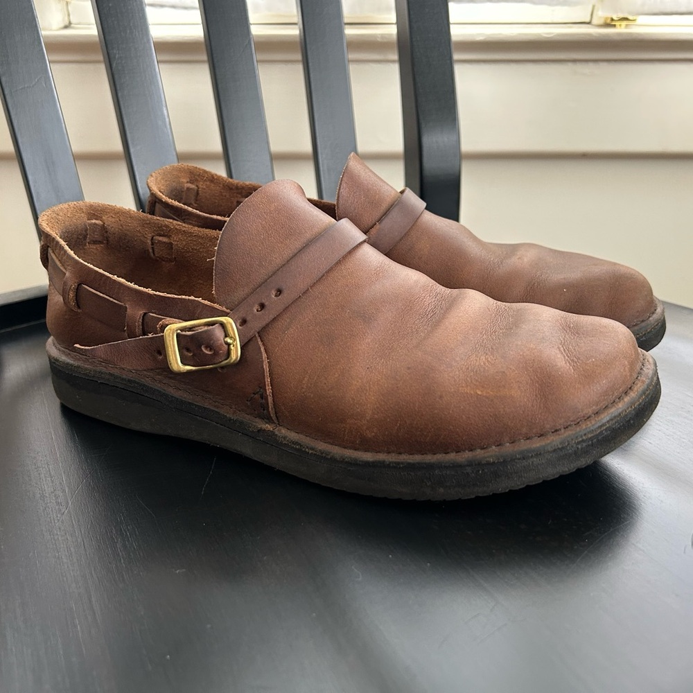 Aurora Middle English monk style shoe, women's size 9.5, brown